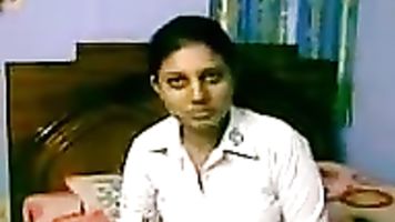 नोएडा से एमबीए लड़की-सिनेमा.