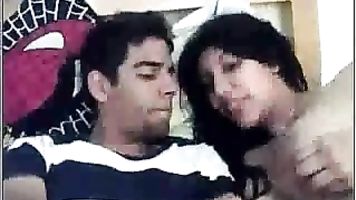 हमारी राय में कौन सा सही है जहां उसका भार है! भारतीय पत्नी वास्तव में विशेष कर रहे हैं