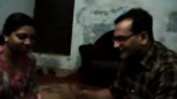 स्तन तो गड़बड़ हो रही है कुत्ता शैली