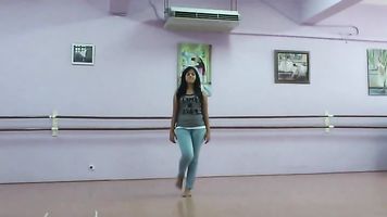 अंजलि का सेक्सी नृत्य - फिल्में।