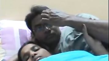 विवाहित भारतीय जोड़ी शो-फिल्में.