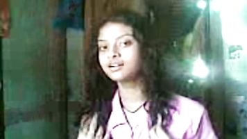 उत्तर भारतीय लड़की नग्न शो-फिल्में. video2porn2