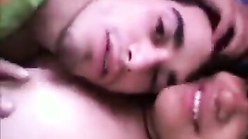 युवा भारतीय युगल सेक्स-फिल्में. video7porn7
