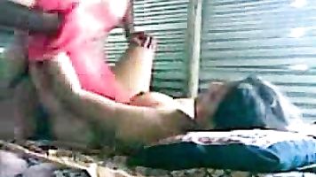 इस कार्रवाई पैक सनी लियोन वीडियो है हर सनी प्रशंसक की कल्पना