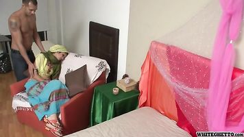सुंदर और सेक्सी वह मुझे पागल बना दिया और सह दो बार उसे देखकर