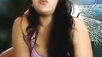 कैम पर उसके प्रेमी के साथ सीमा भाभी.