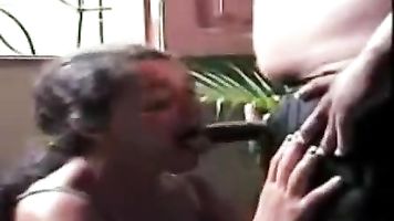 भारतीय फूहड़ बेकार है और fucks.