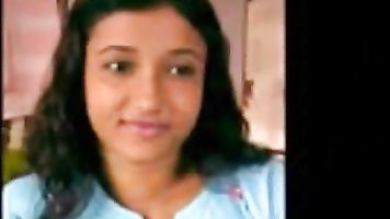 शर्मीली भारतीय लड़की पीओवी.