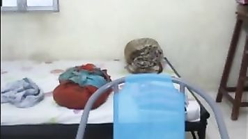 देसी कोल्ग टीन शिल्का स्काइप पर नग्न.