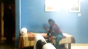 मुझे आशा है कि करी नहीं जला था, जबकि वे के बारे में कमबख्त थे