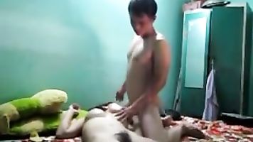 निराशनहीं नग्नता सिर्फ सुझाव और तंग का एक बहुत