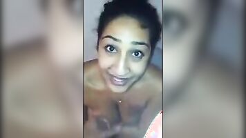 तमिल किसी न किसी गले