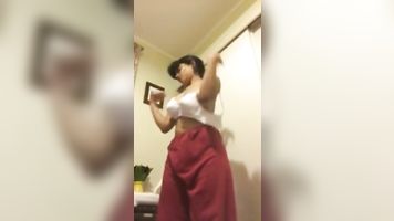 बड़े स्तन किशोर पाकिस्तानी लड़की
