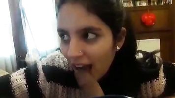 तमिल प्यारा सौंदर्य मौखिक