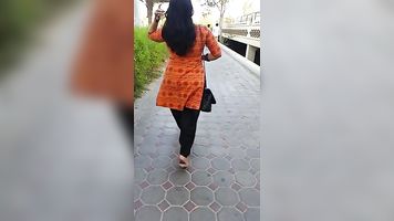 सुंदर पाकिस्तानी बट