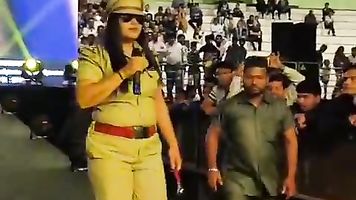 विद्रोही पहलवान बनाम Indan पुलिस