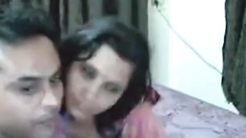 मेरे भारतीय मासूम सौतेली बहिन झटके और मेरे डिक बेकार है