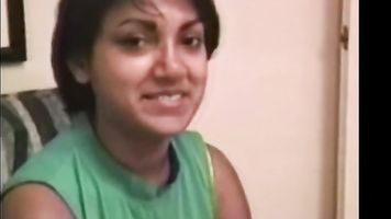 देसी फूहड़ हो जाता है