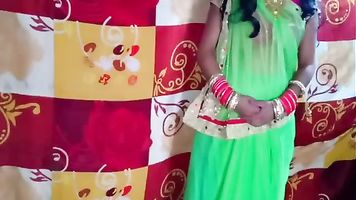 भाभी बोली वैक साइड में डाल दो फ्रंट साइड लुकिंग है गन्दी गन्दी बातें