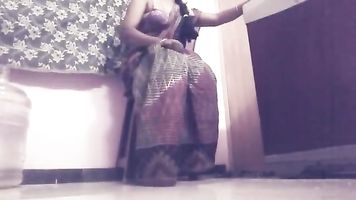 चाची, सेक्स saari