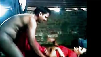मुरली, Kuili बिना सेंसर - Kannil Etho Minnal -गीत
