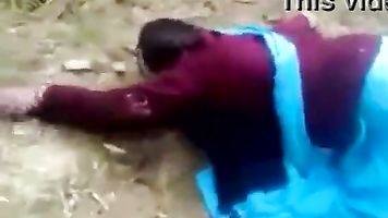 स्कूल लड़कियों के साथ मज़ा