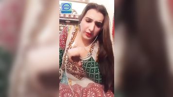 सुंदर पाक चाची vid चैट