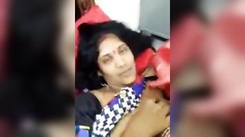 visha राठी परिपक्व fingeried