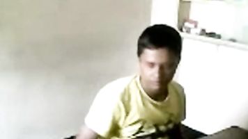 मेरे तमिल बहन पीछे से मेरे डिक लेता है