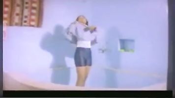 नग्न देसी सुंदर भारतीय लड़की बाथरूम सेक्स