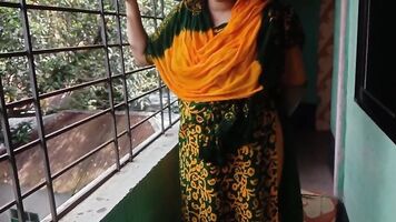 कमबख्त पड़ोसियों रिश्तेदार पहली बार यहाँ आया था