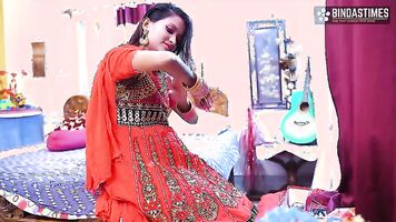 मेरी सुंदर भारतीय सुंदर नई गृहिणी नहीं चाहती कि मैं पूरे दिन कार्यालय जाऊं (हिंदी ऑडियो )