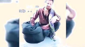 रॉकी भाड़ में जाओ लड़की