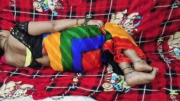 नौकरानी ने बॉस को उसकी योनी दी