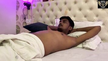 लड़की एक मालिश चिकित्सक लड़की