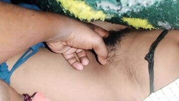 देश बहन की मालिश भाई के लंड और इसे उजागर