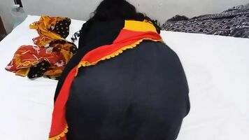पंजाबी भाभी गड़बड़ द्वारा बिहारी-बिहारी ने रंडी भाभी को घोड़ी बना के खोब पेला