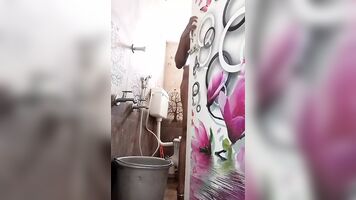 भारतीय, नग्न स्नान घर का बना