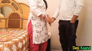 विशाल बट चाची उसके पति पर धोखा दिया उसे पकड़ा और बहुत मुश्किल गड़बड़