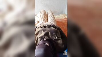 देसी लड़की हस्तमैथुन पूरा शरीर की मालिश प्रदर्शन