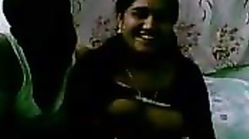 दोस्त के साथ मुंबई पत्नी - फिल्में।